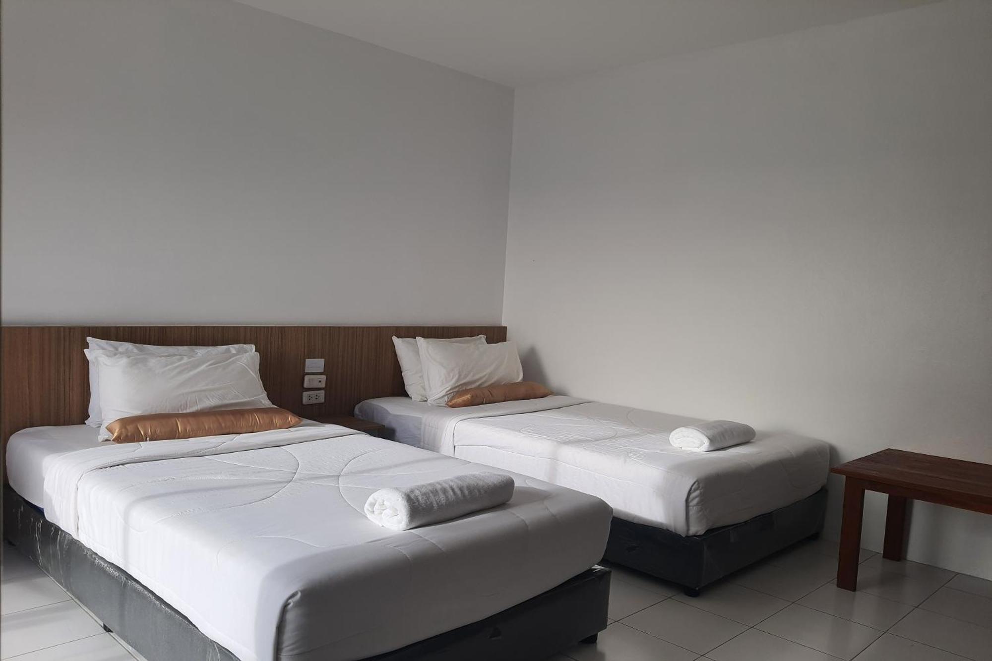 Patong Bay Inn Экстерьер фото